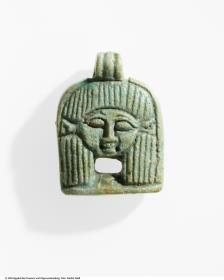 Amulett in Gestalt des Kopfes der Göttin Hathor