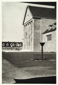 Bildungsanstalt Hellerau, Dalcroze-Institut, Festspielhaus mit Brunnen