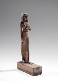 Standfigur der Dame Nehi, gestiftet von ihrem Ehemann Chonsu