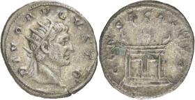 Divi: Divus Augustus