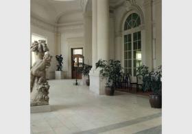 Blick in das Café im Bode-Museum