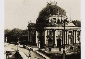Blick auf das Kaiser-Friedrich-Museum