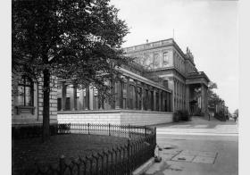 Blick auf das Kronprinzen-Palais