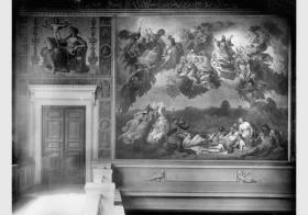Blick auf die Wandbilder von Wilhelm von Kaulbach "Die Hunnenschlacht" und "Die Wissenschaft" im Haupttreppenhaus des Neuen Museums