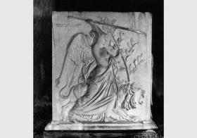 Blick auf den Sockel für das Denkmal für den Grafen Bülow von Dennewitz im Vaterländischen Saal im Neuen Museum
