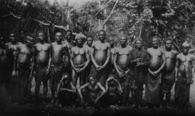"Eingeborene aus Kumba" (OT)