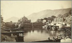 Alwar, Bakhatwar Singhs Grab am Sagar See