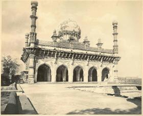 Bijapur, IIbrahim Rauza, Grabmal Ibrahim Adil Shah II.