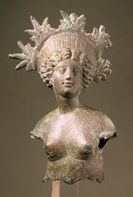 Fragment mit Kopf und Oberkörper einer römischen Venusstatuette