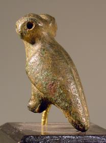Statuette einer doppelköpfigen Eule