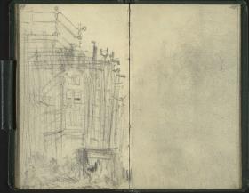 Schiffs(?)-Geländer, Blick auf ein Haus durch ein gerüstartiges Bauwerk