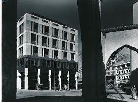 München, Wohn- und Geschäftshaus am Isartor
