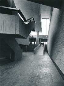 Würzburg, Universität, Hörsaalgebäude P4, Innenraum