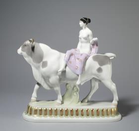 Griechische Prinzessin "Europa" auf dem Stier - Figur der Braut aus dem "Hochzeitszug"