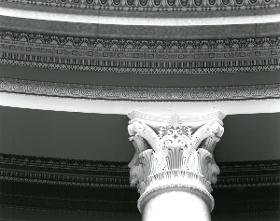 Altes Museum, Rotunde, Kapitell