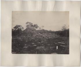 "Tempel von Mound Nr.16."